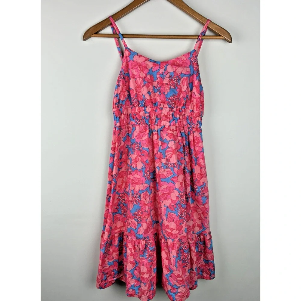 GAP bright cheerful